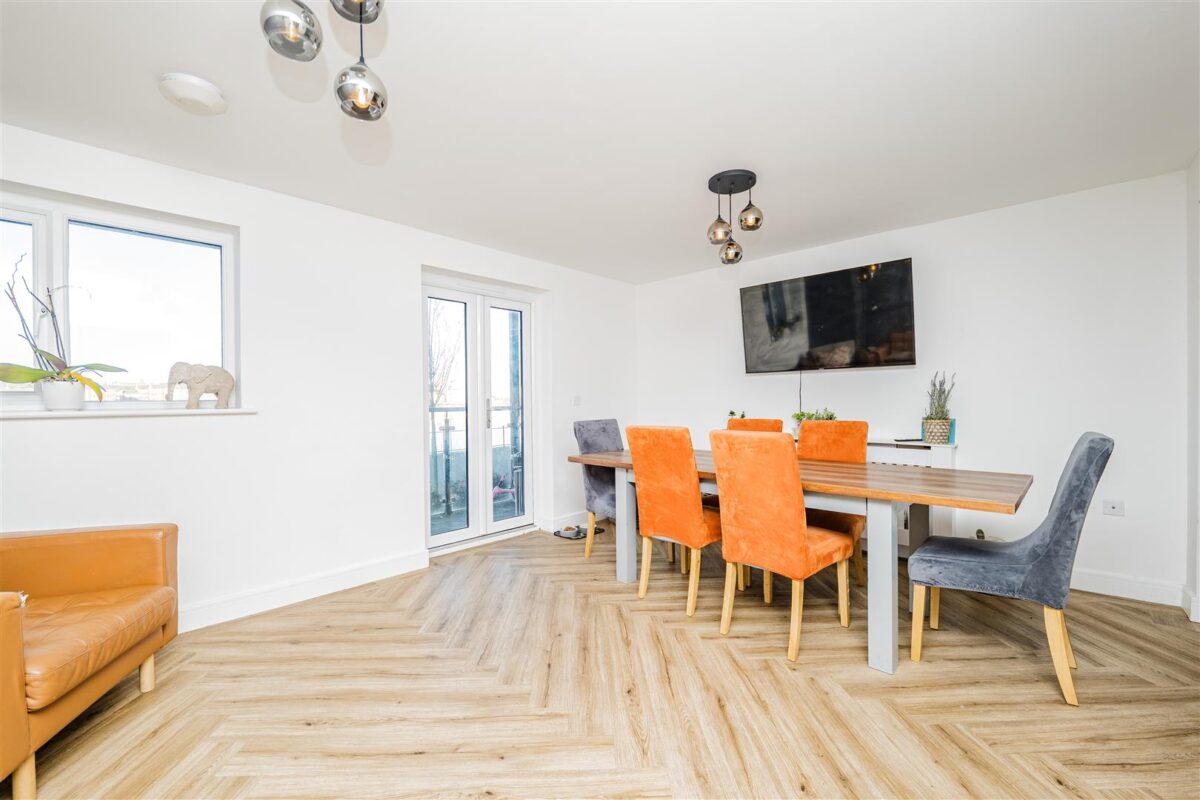 Ffordd Pentre, Barry