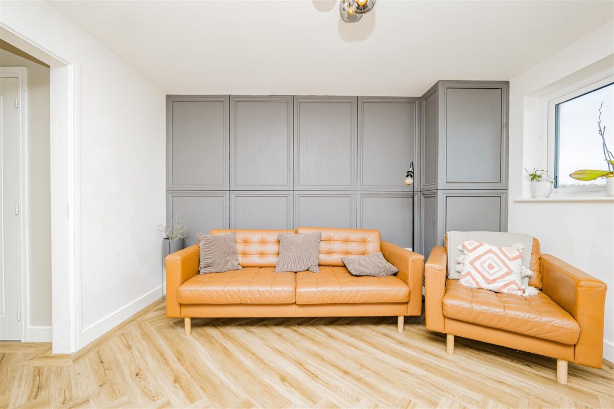 Ffordd Pentre, Barry