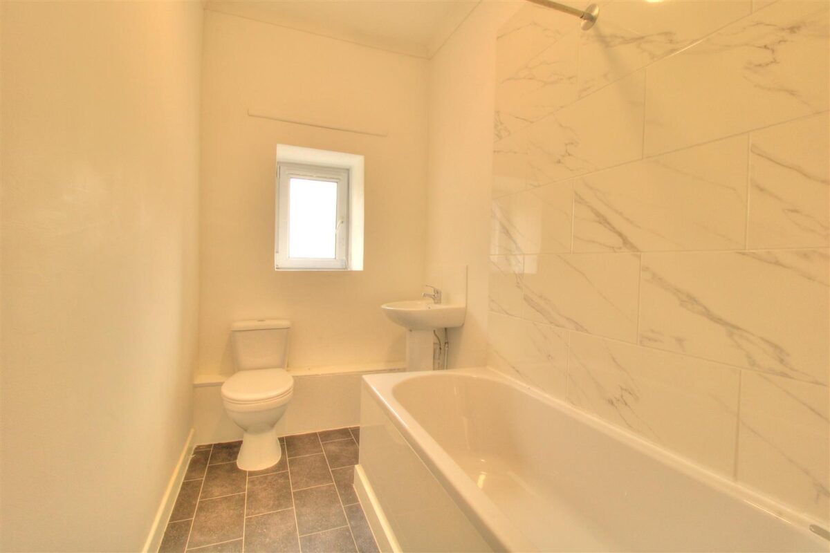 Office Street, Porth