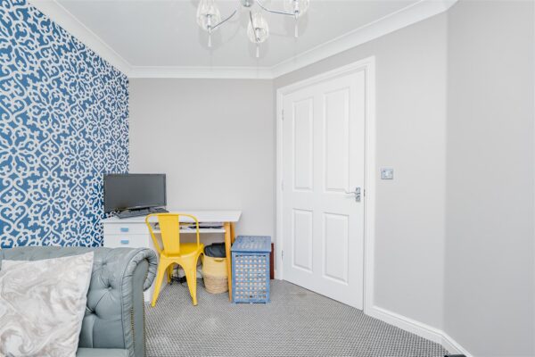 Portland Drive, Barry