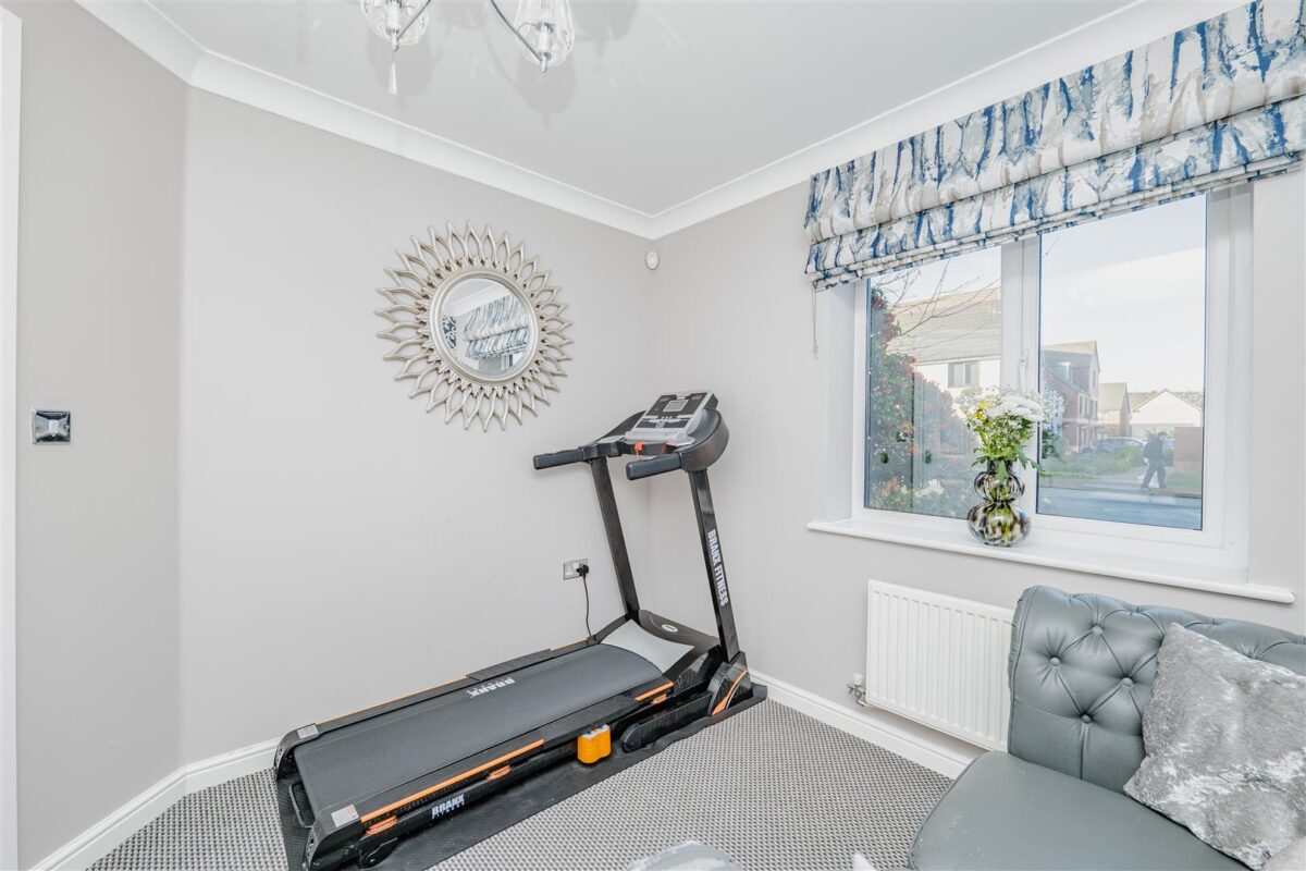 Portland Drive, Barry