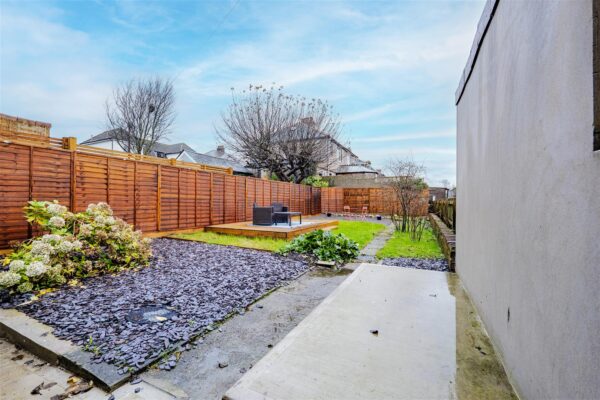 Tynewydd Road, Barry