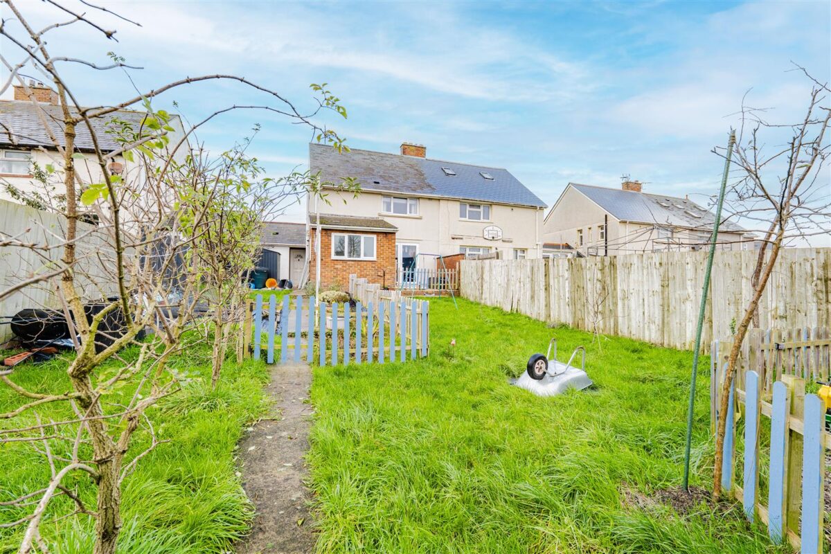Somerset Road East, Barry