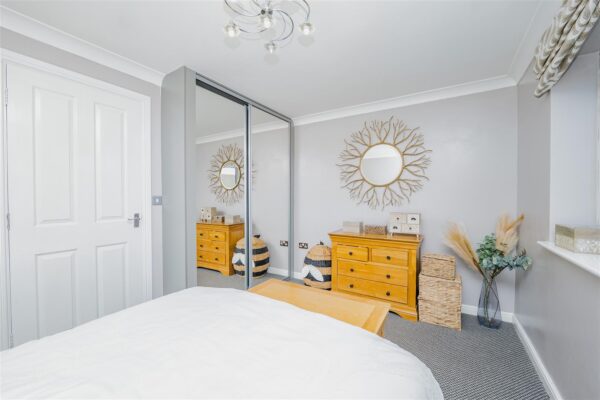 Portland Drive, Barry