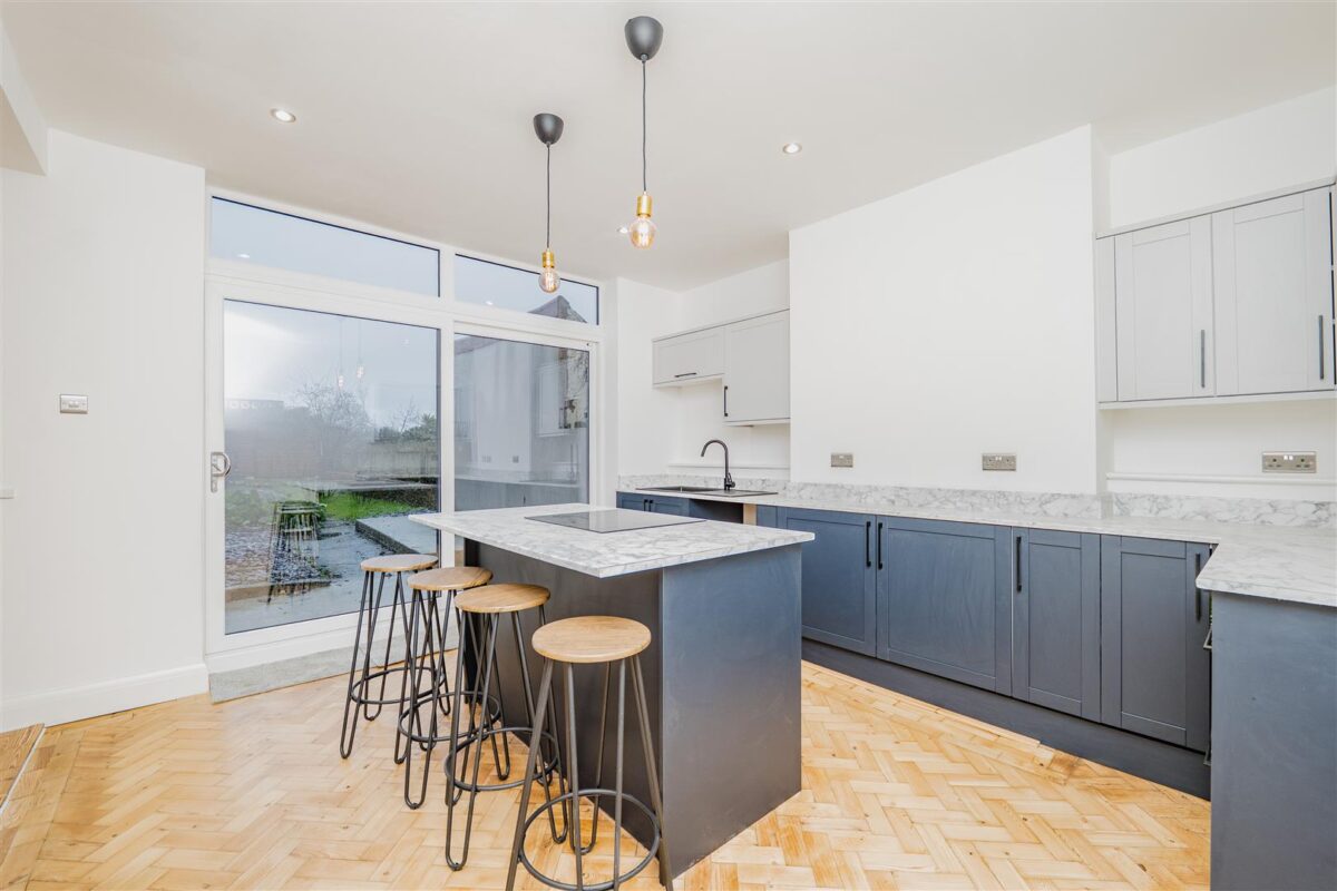 Tynewydd Road, Barry