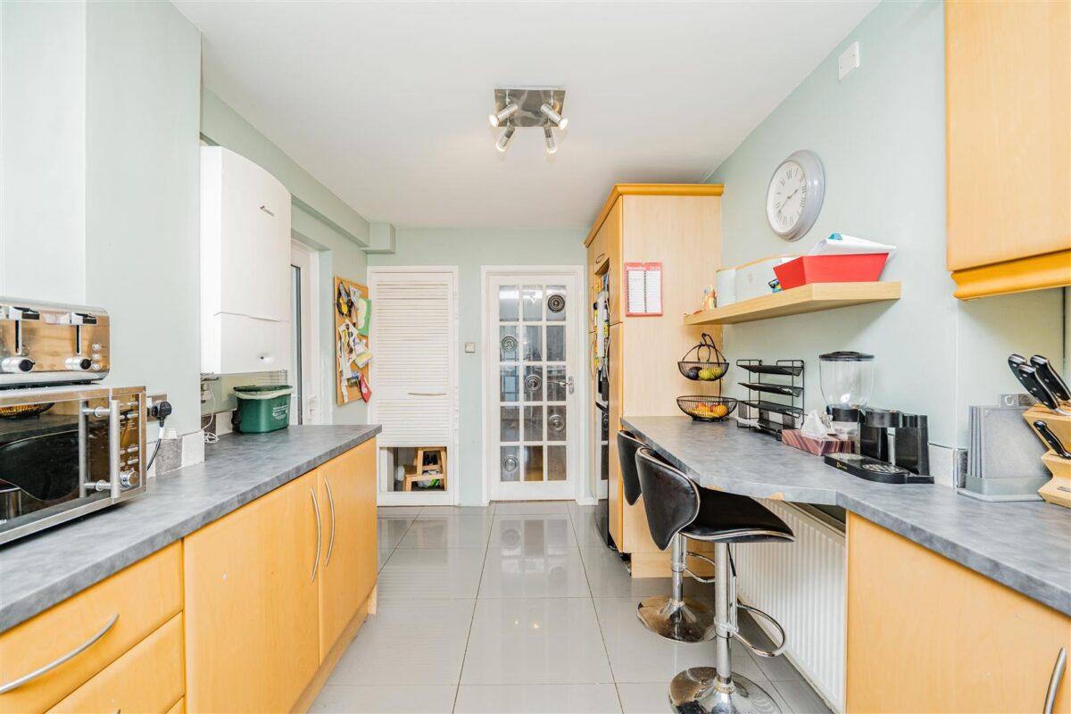 Somerset Road East, Barry