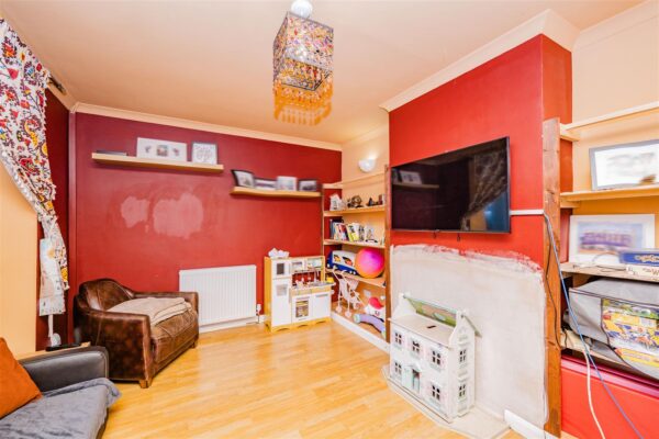 Somerset Road East, Barry