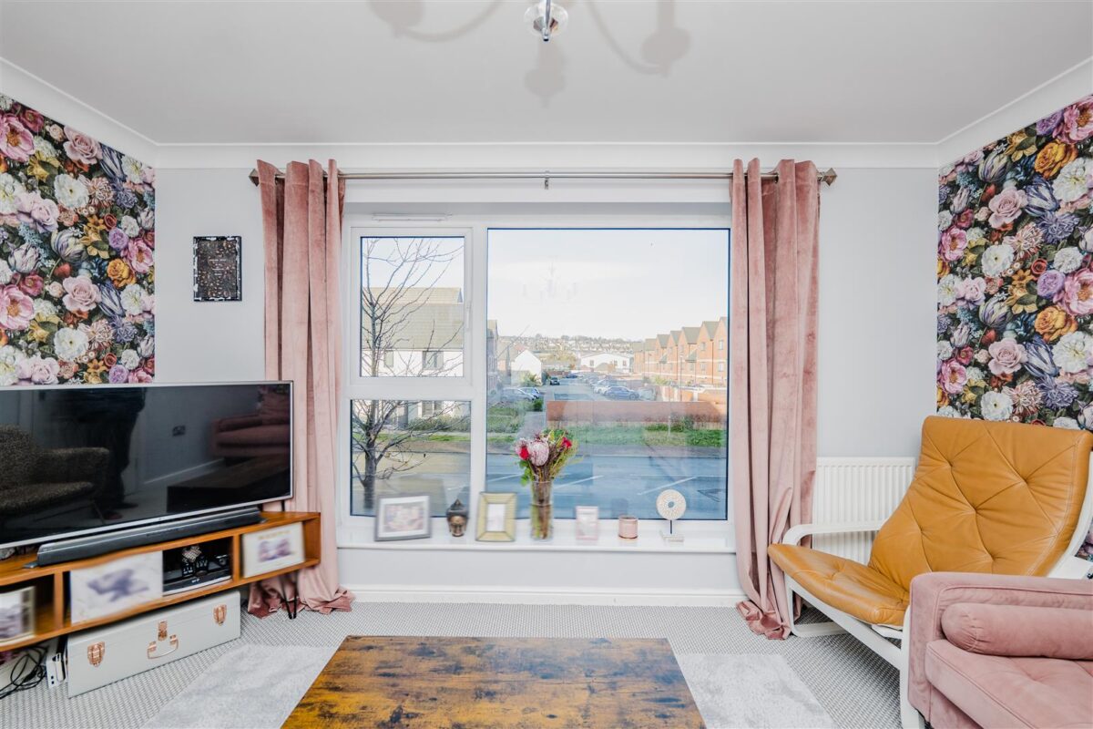 Portland Drive, Barry